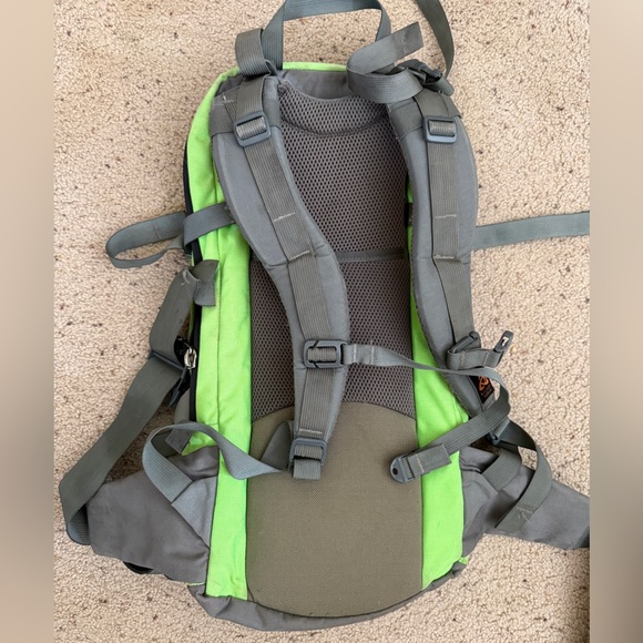 MYSTERY RANCH Ski Backpack - Picture 2 of 3